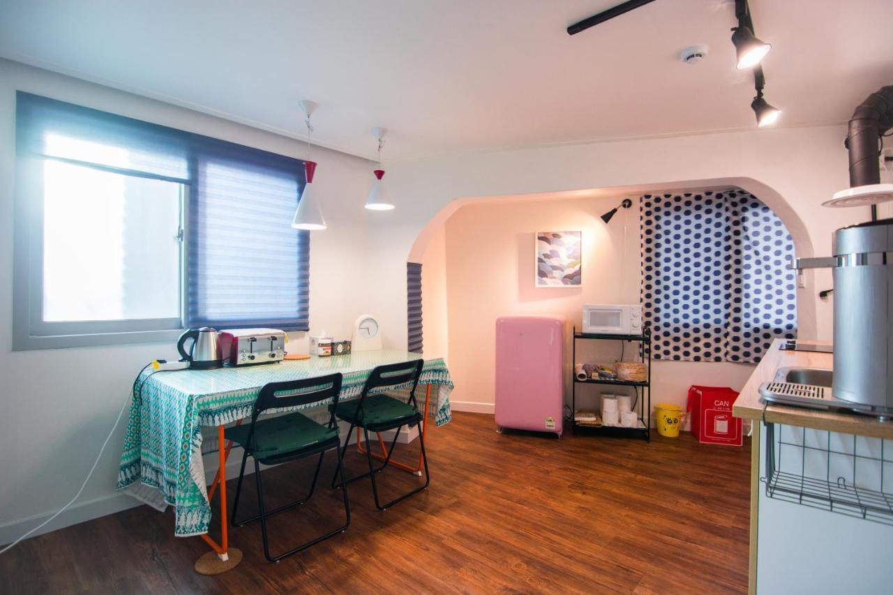 Appartamento Apelbaum 1 Hongdae Seul Esterno foto