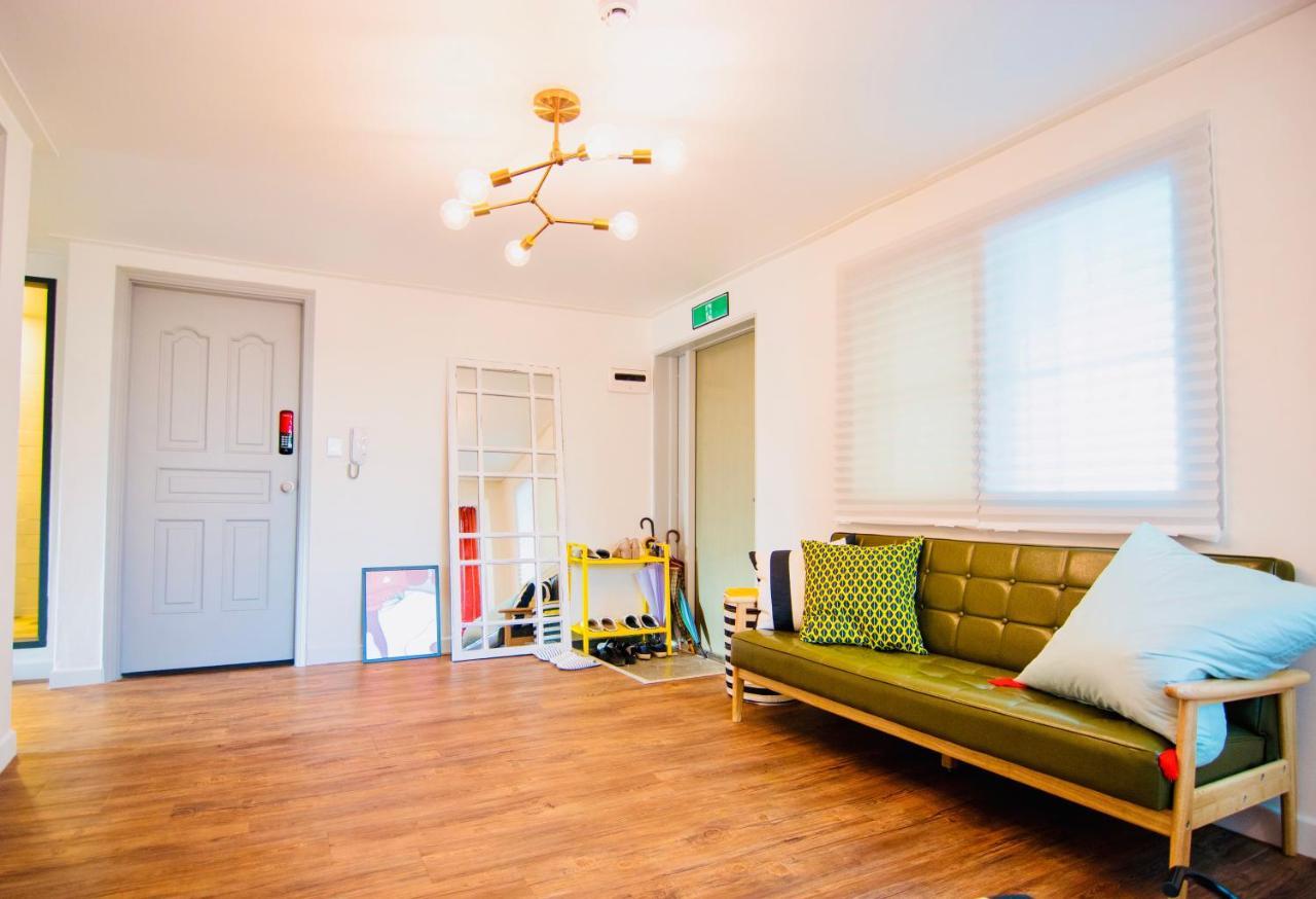 Appartamento Apelbaum 1 Hongdae Seul Esterno foto